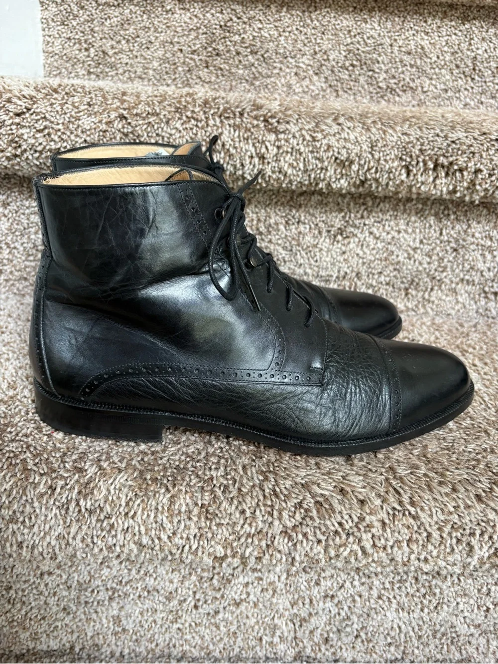 Mezlan Rome Men’s Black Leather Chukka Cap-Toe Lace-Up Boots